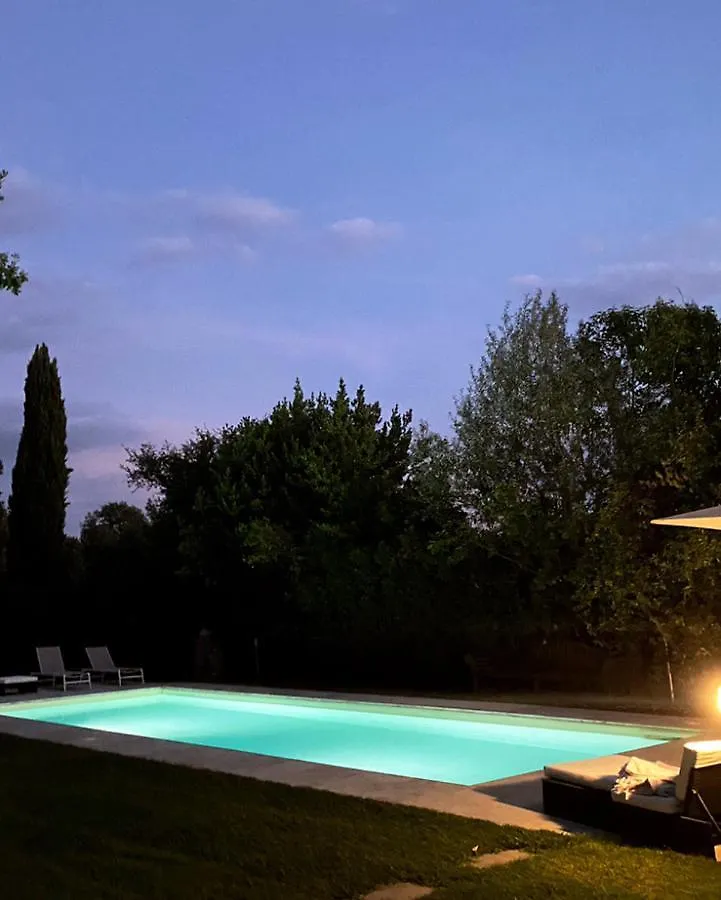 Green Escape Guesthouse With Pool In Villa Florenz 0*,