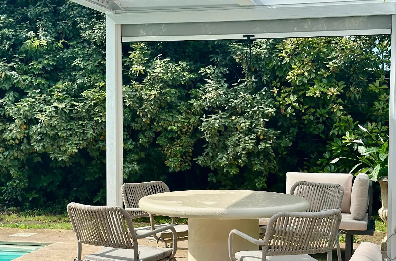 Green Escape Guesthouse With Pool In Villa Florence